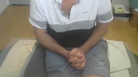 Snapshot of califun4u chatting on December 12, 10:09 pm califun4u online show from December 12, 10:09 pm