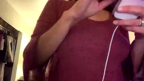 calishop1 online show from December 3, 2:34 am