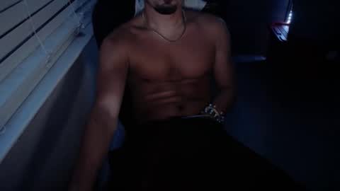 caliwine1306 online show from March 25, 4:41 am