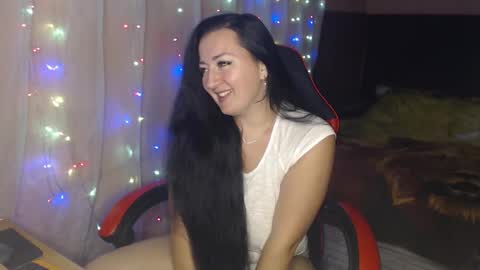 Shaya online show from December 1, 4:38 pm