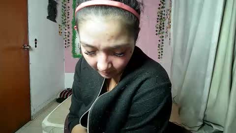 paula online show from December 23, 4:29 am