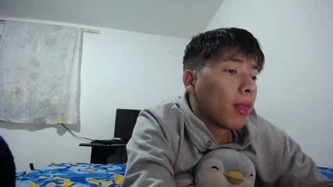 Call Me Cheys online show from December 15, 6:04 pm