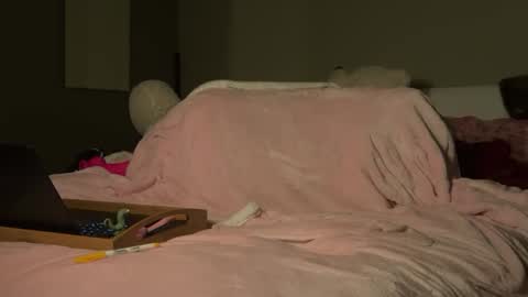 callmelovelie online show from November 14, 3:09 am