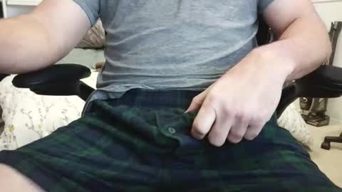 callmeroger33 online show from February 3, 5:28 pm