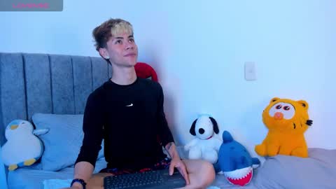 callum online show from March 14, 8:51 am