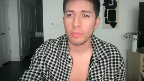 Daddy online show from May 7, 4:35 pm