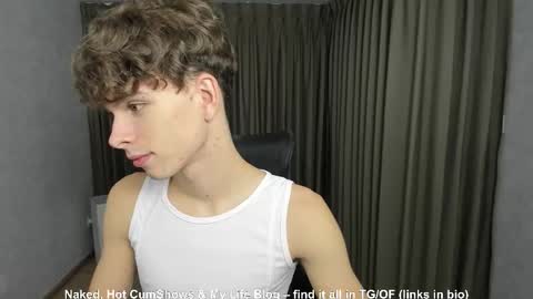 Snapshot of calvin_loves_you chatting on October 21, 2:10 pm Hey I am Calvin  online show from October 21, 2:10 pm