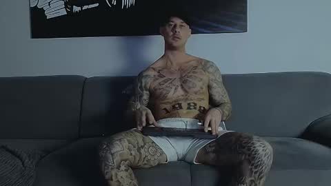 Calvin  online show from November 26, 1:03 am