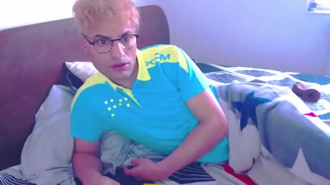 Calvinjohnlad online show from January 24, 7:08 am