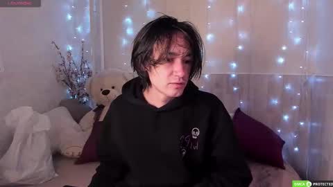 Calvin Owens online show from November 21, 3:15 am