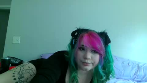 calypsokm online show from April 15, 7:06 pm