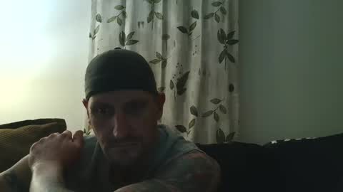 Chillaxin lets talk  online show from January 27, 9:55 am