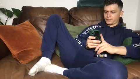 CamDoAttitude online show from February 18, 11:15 pm