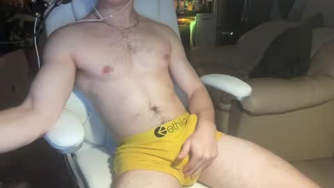 Snapshot of cameron777111 chatting on January 15, 2:38 am Cameron online show from January 15, 2:38 am