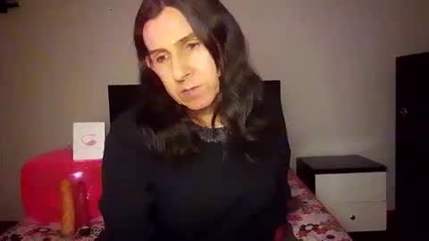 Mara Catalina Romero Ordez online show from October 26, 8:15 am