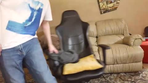 camerondt online show from April 1, 4:26 pm