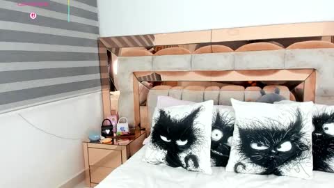 camii  online show from March 15, 3:44 am