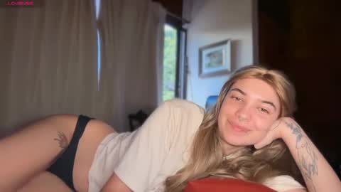 Camii online show from April 16, 9:04 pm