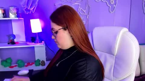 Camila Osorio online show from February 2, 7:32 pm