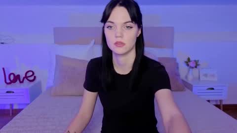 Camila online show from November 19, 10:08 pm