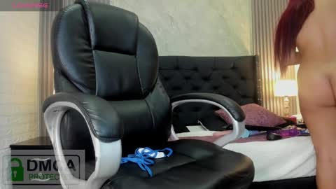 camila__bouzas online show from May 14, 7:45 pm