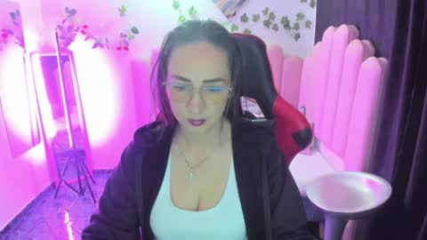 camila_bj online show from May 23, 6:31 am