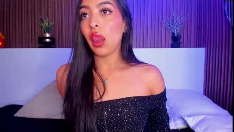 Camila online show from November 10, 4:04 am