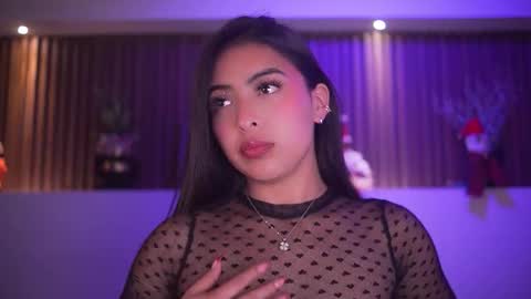 Camila online show from December 2, 3:49 am