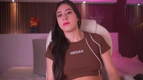 camila_martinez9 online show from March 6, 11:53 am