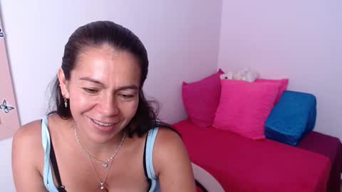 Camila Vargas online show from March 28, 6:20 pm