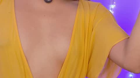 Cami  online show from November 15, 5:58 pm