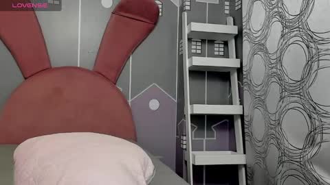 Camila  online show from February 19, 6:22 am