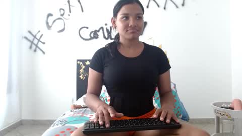 Snapshot of camilavagina24 chatting on September 22, 6:01 pm Camila online show from September 22, 6:01 pm