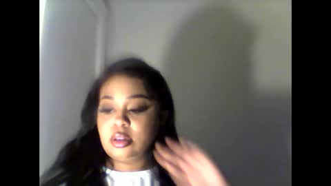 camiliaskye online show from December 2, 6:10 am