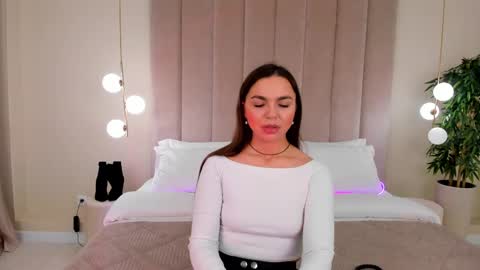 Camilla online show from February 24, 3:02 am