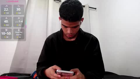 camillo_beischel_ online show from October 11, 6:44 pm