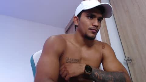 camilo_contre21 online show from March 24, 6:03 pm
