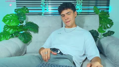 CAMILO online show from April 8, 11:52 pm