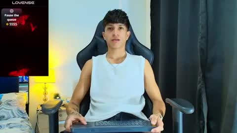 Camilo Bass online show from June 16, 1:31 am