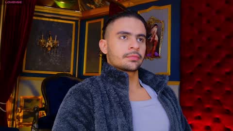 CLICK HERE  --   online show from December 5, 11:33 am