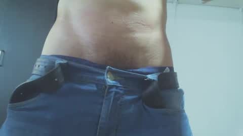 Snapshot of camilotuyo2000 chatting on March 10, 9:51 pm CAMILO2000 online show from March 10, 9:51 pm