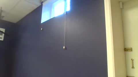 Snapshot of cammyman6900 chatting on February 4, 2:21 pm cammyman6900 online show from February 4, 2:21 pm