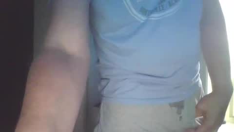 Snapshot of cammyman6900 chatting on September 11, 4:03 am cammyman6900 online show from September 11, 4:03 am