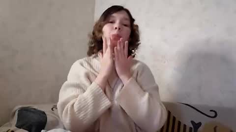 Snapshot of cammyrose_ chatting on October 27, 12:38 pm cammyrose_ online show from October 27, 12:38 pm