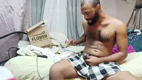 camodick online show from February 28, 8:35 pm