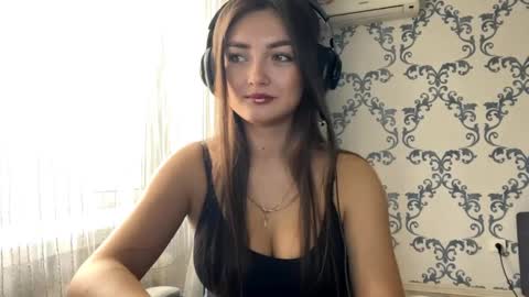 Kate online show from November 3, 8:04 am