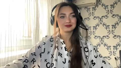 Kate online show from November 6, 8:06 am