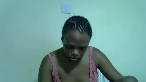 candiemaya online show from April 4, 8:16 pm