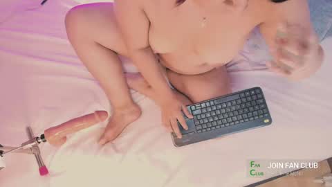 candle_lz online show from March 8, 3:50 am