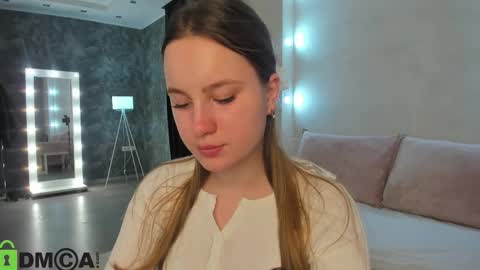 Candy online show from October 14, 9:01 am